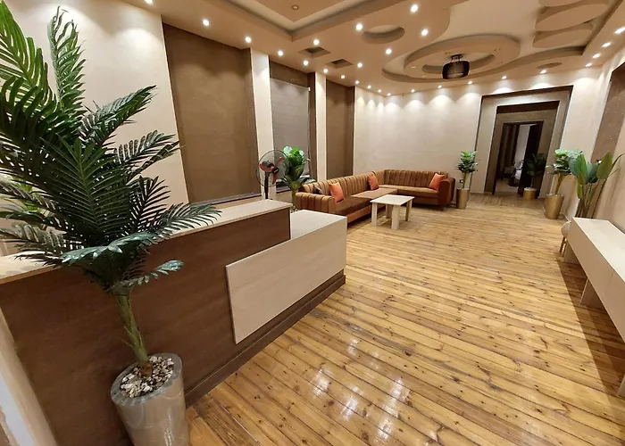 Cairo Plaza 70 Hotel